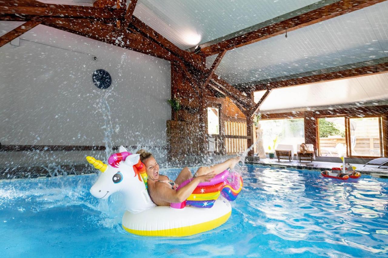 אוש Fontaine Du Mont Blanc Hotel & Spa מראה חיצוני תמונה