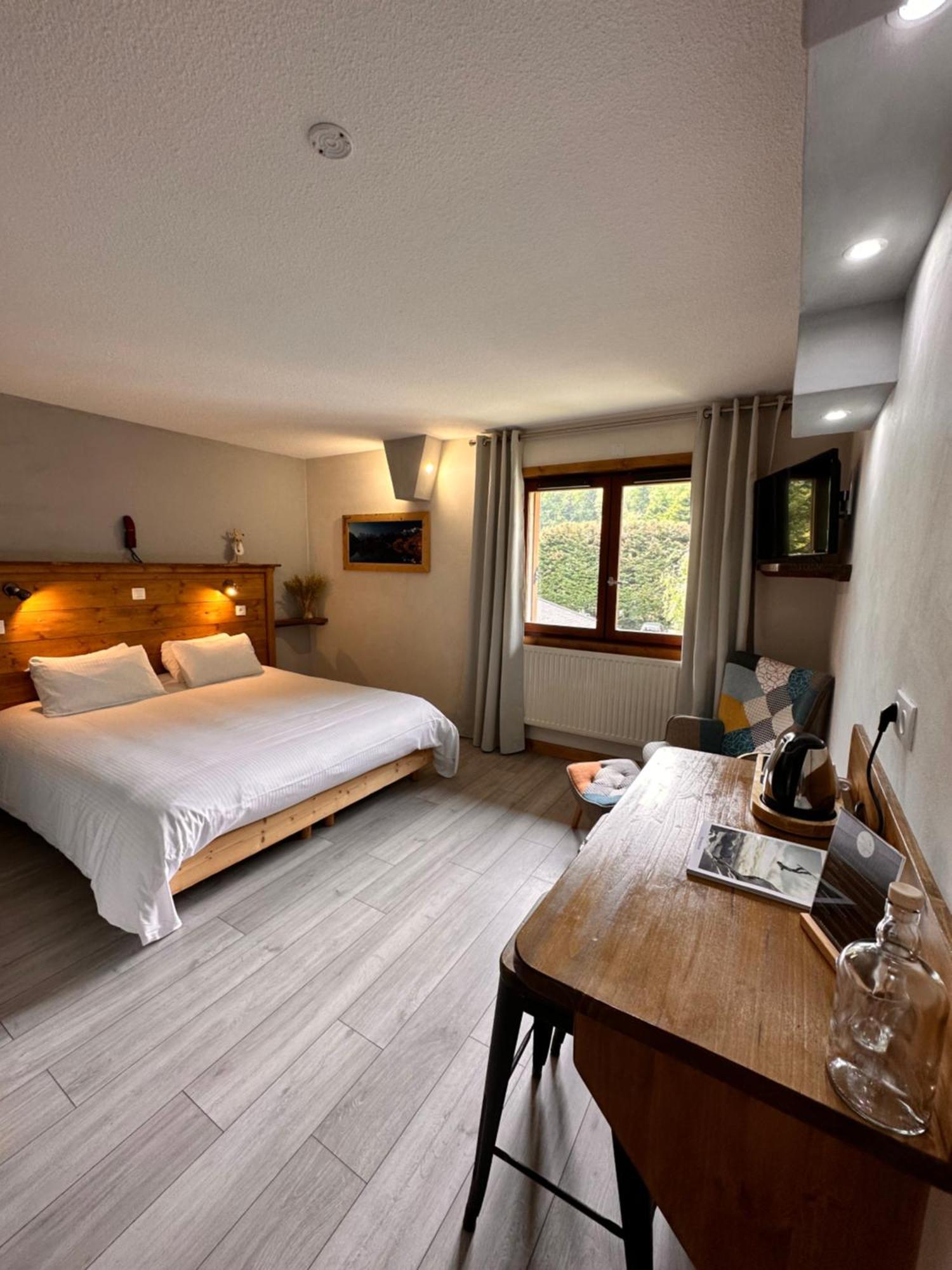 אוש Fontaine Du Mont Blanc Hotel & Spa מראה חיצוני תמונה