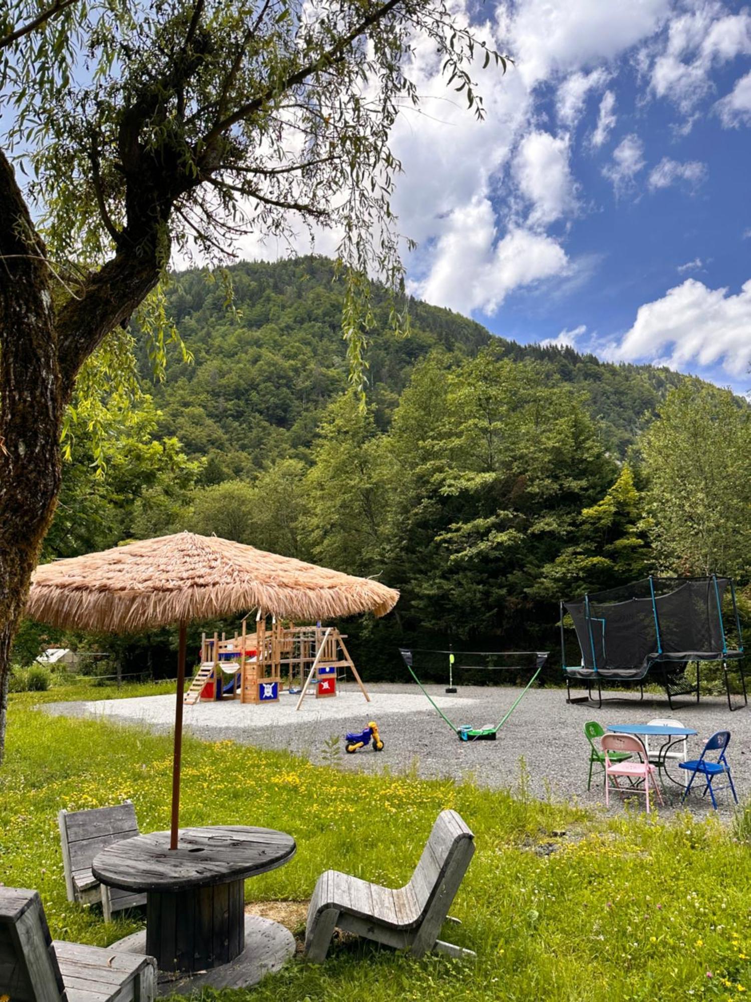 אוש Fontaine Du Mont Blanc Hotel & Spa מראה חיצוני תמונה