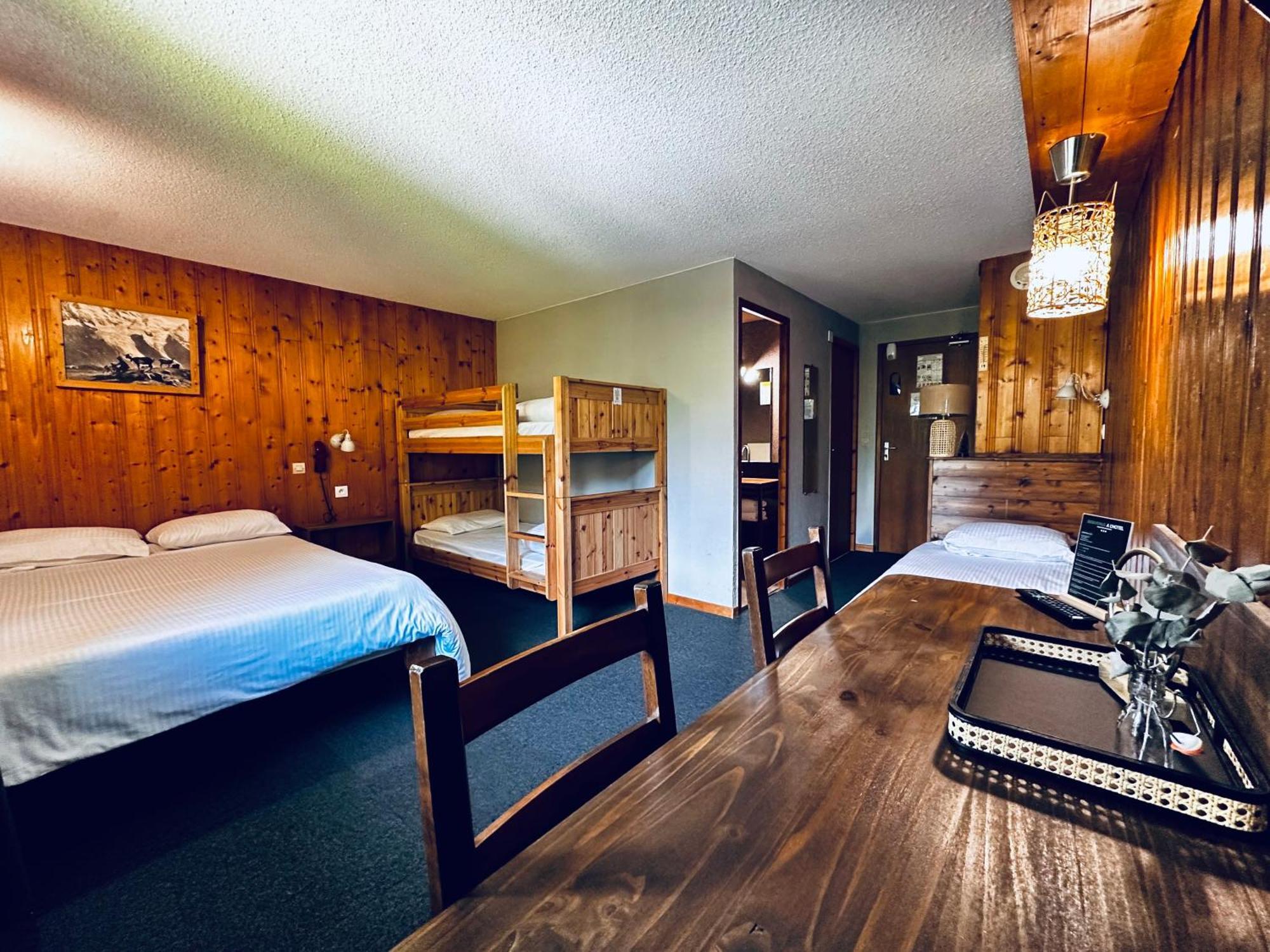 אוש Fontaine Du Mont Blanc Hotel & Spa מראה חיצוני תמונה
