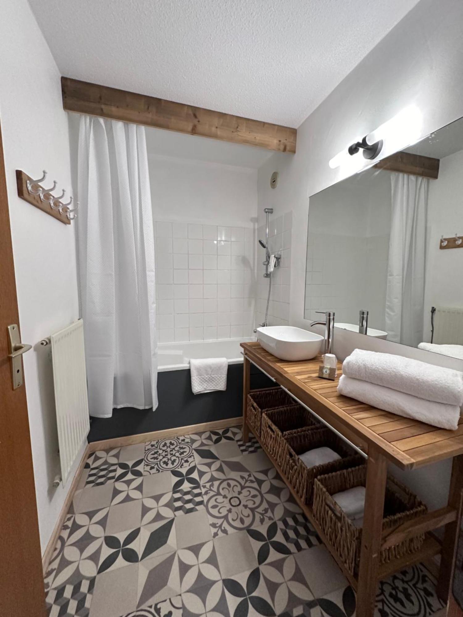 אוש Fontaine Du Mont Blanc Hotel & Spa מראה חיצוני תמונה