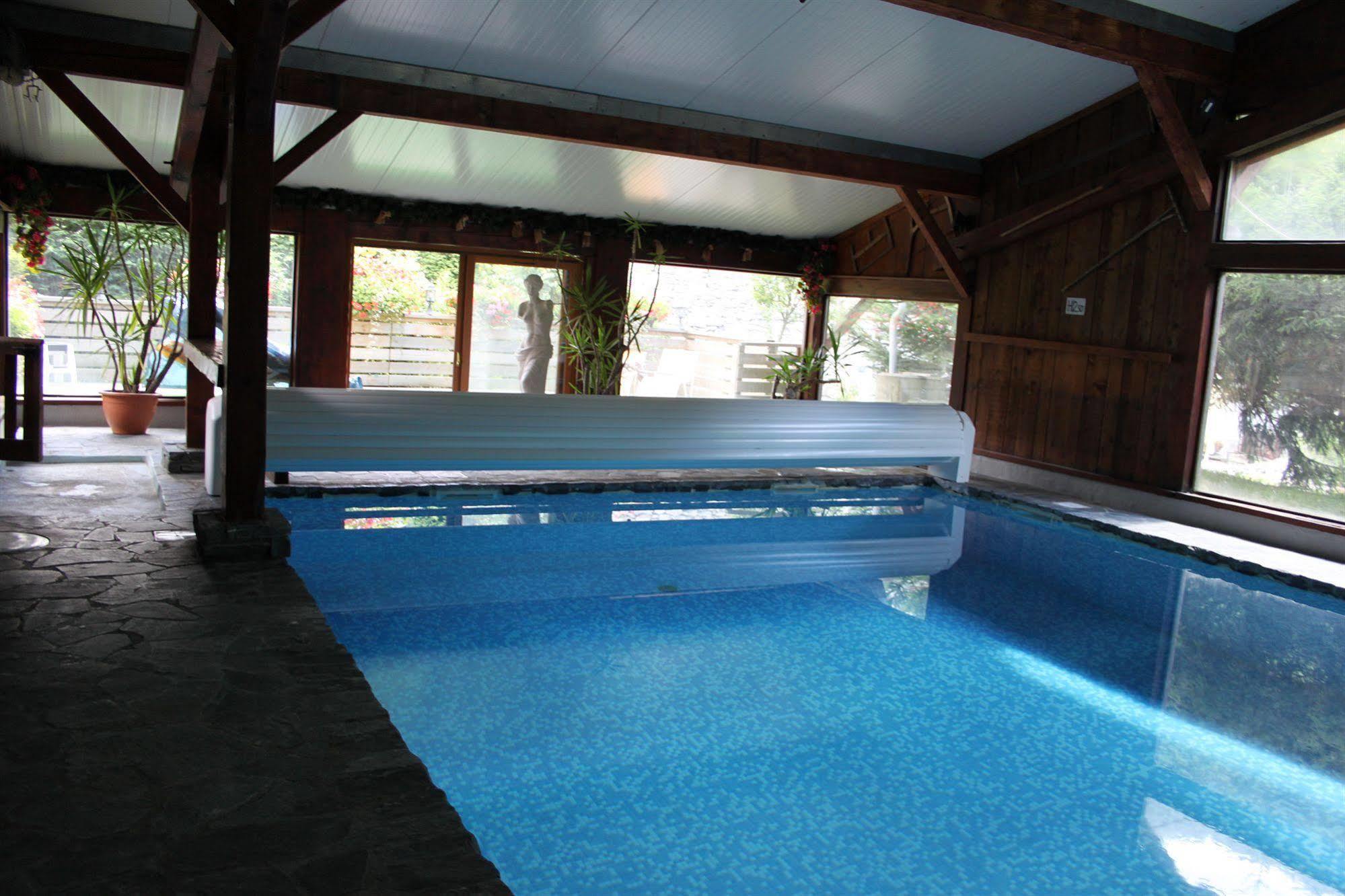 אוש Fontaine Du Mont Blanc Hotel & Spa מראה חיצוני תמונה