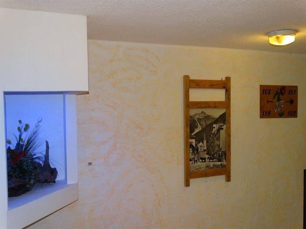 אוש Fontaine Du Mont Blanc Hotel & Spa מראה חיצוני תמונה